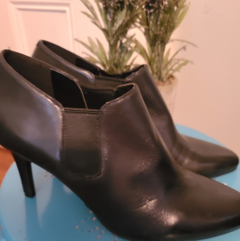 NEW. Cole Haan woman's leather heel shoes hp ๐ฅ๐ฅ๐ฅ๐ฅ - Picture 6 of 6